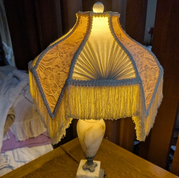 💥SOLD💥Antique Agate Lamp&Shade - Picture 3 of 7